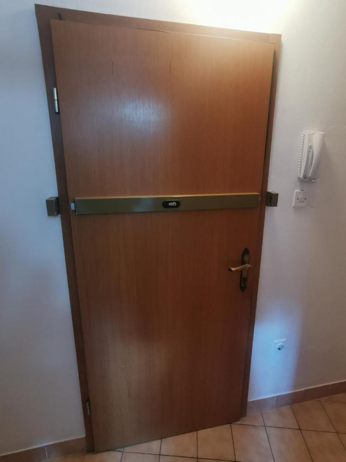 Istrian Old Town Apartment Capodistria Esterno foto