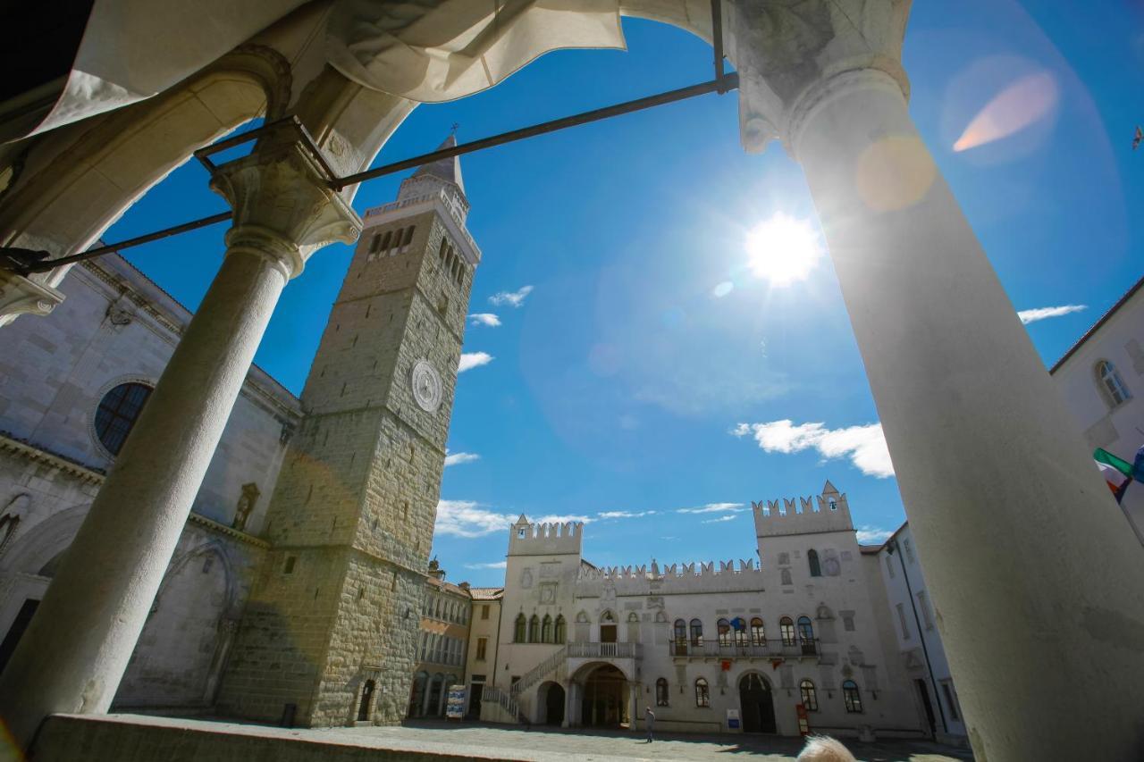 Istrian Old Town Apartment Capodistria Esterno foto