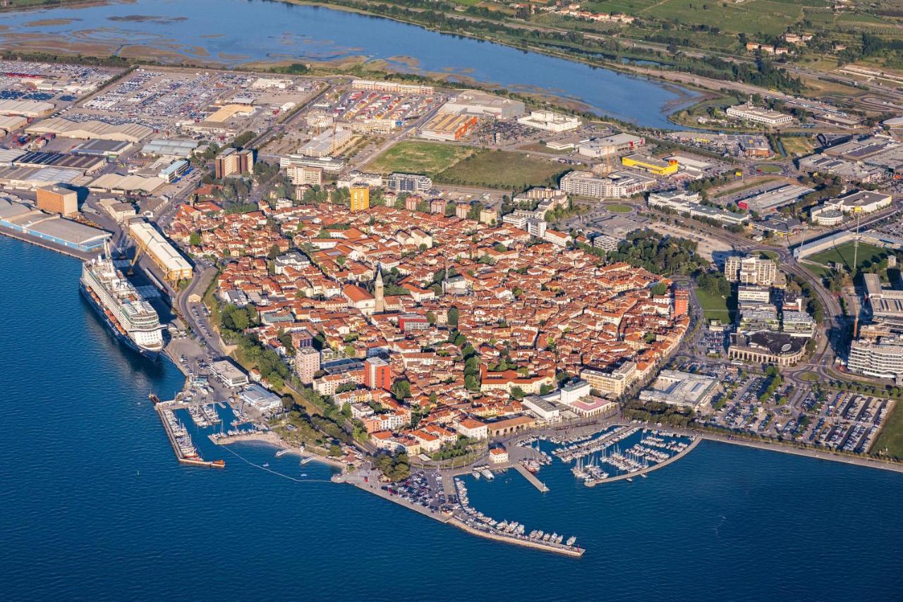 Istrian Old Town Apartment Capodistria Esterno foto